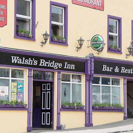 Walsh'S Bridge Inn Newport  Extérieur photo